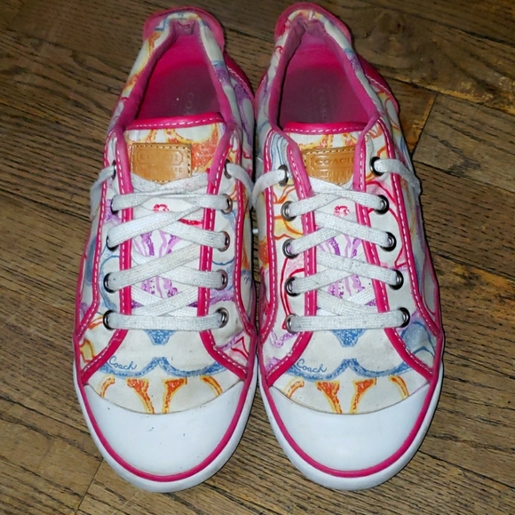 Coach Shoes - Coach "Barret" Signature Poppy Sneaker VINTAGE